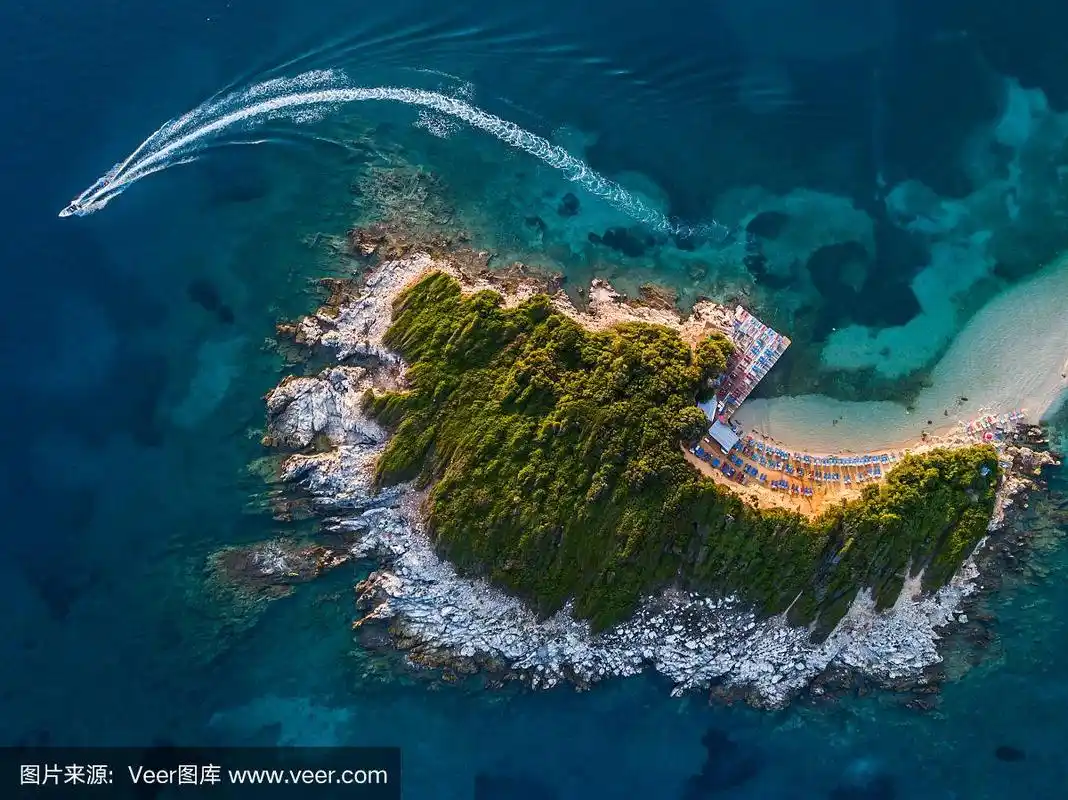 从空中俯瞰岛屿