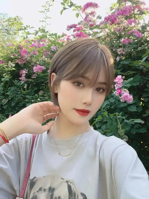 不用打理的挂耳短发可盐可甜大爱了