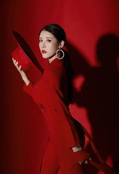 美臀刘太阳臀围100cms级身材她是如何做到的