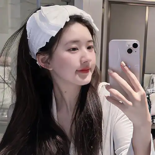 赵露思头像##朋友圈文案