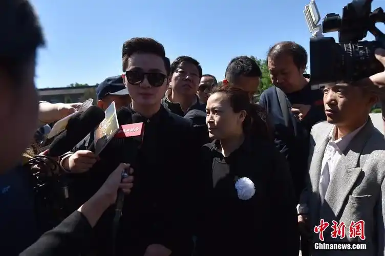 梅葆玖遗体告别仪式在北京举行众多演艺圈明星到场