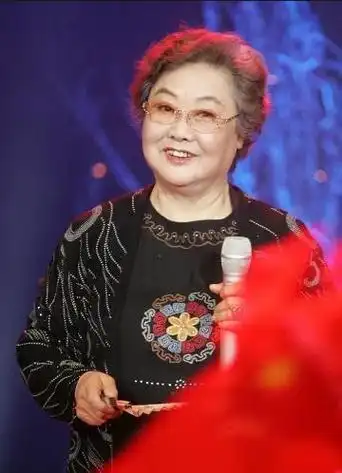 回顾年过八旬的歌唱家吴雁泽再婚获幸福姜嘉锵让人见证真爱