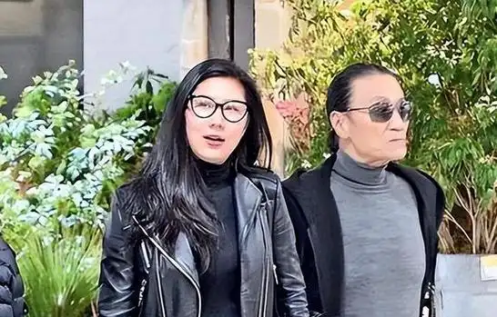 被谢贤养了12年分手后拿到2000万如今38岁的coco怎么样了