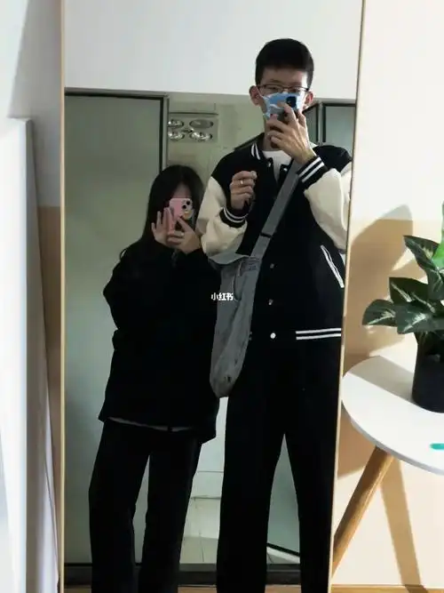 听说150的女生都有一个180的男朋友