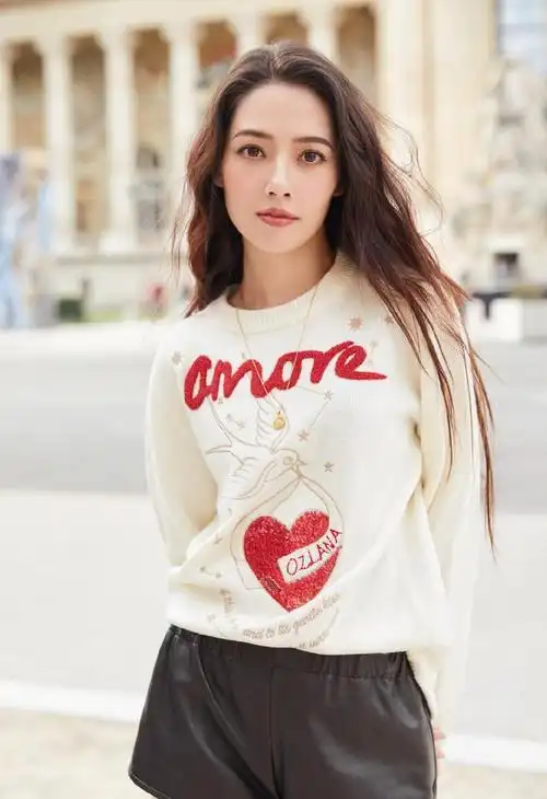 他讨厌给向太洗脚向佐怕哭也不生气郭碧婷有多聪明