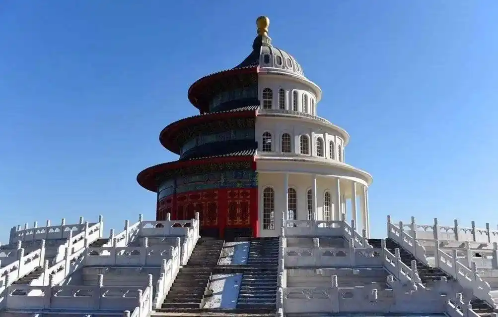 河北最丑的一个建筑,被称是中西合璧,独一无二,游客却看不下去