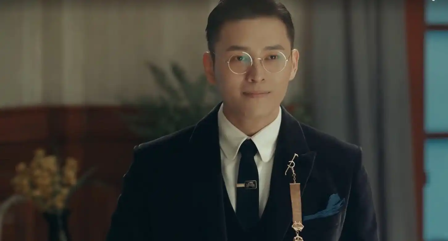 《烈火军校》人间理想沈听白:我的温柔只给你!