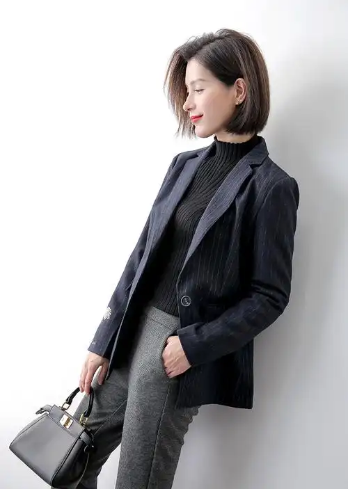 西装外套美成这样,真恨不得一周7天都穿