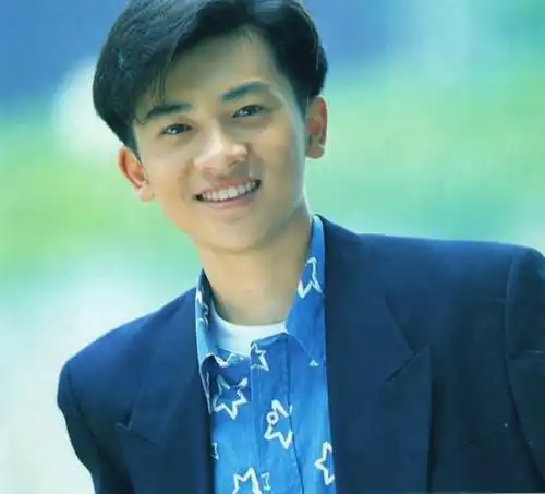 三七分怎么分才不会像汉奸头,也就是说那条纹不要