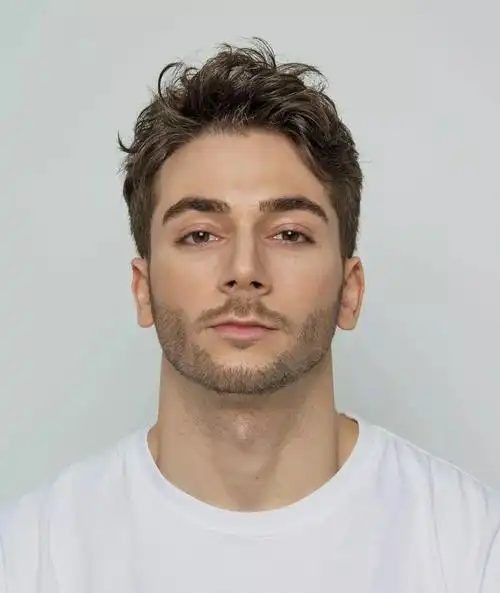 职场男士短发发型