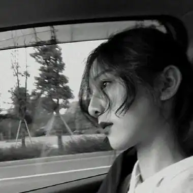 唯美女头像优雅黑白图片清纯女生微信头像图片大全