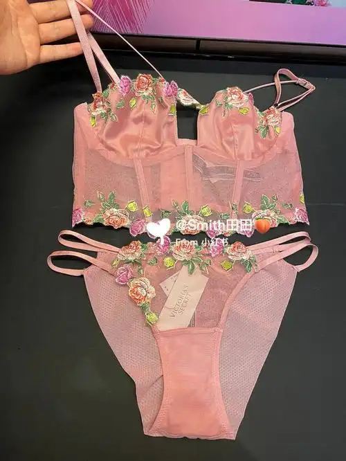 维多利亚的秘密玫瑰刺绣超薄内衣