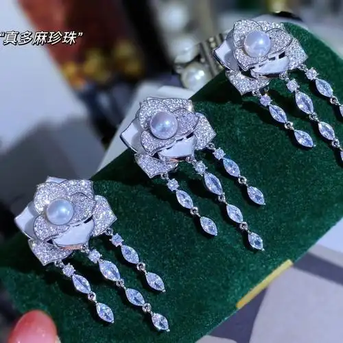 10-11爱迪生珍珠新款淡水珍珠胸针饰品 时尚花朵款镶钻时尚百搭款