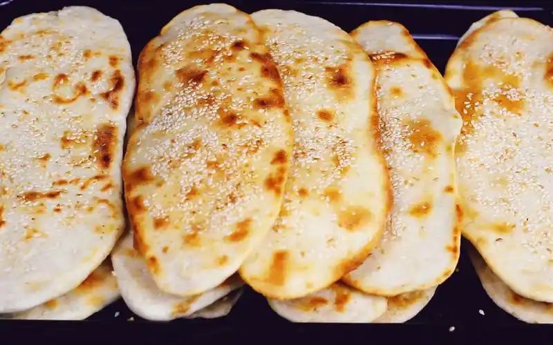 香酥烧饼秘诀全在这里,外面排队才能买到,薄皮酥脆简直过瘾
