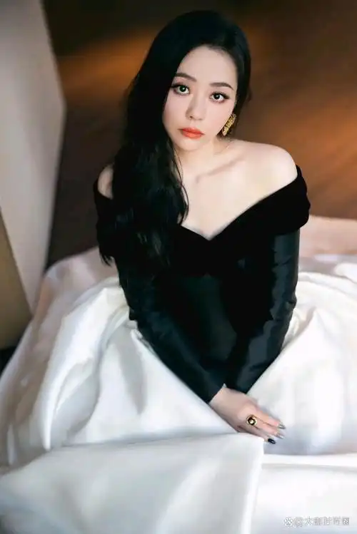 张靓颖优雅的美.单身的张靓颖越来越漂亮了