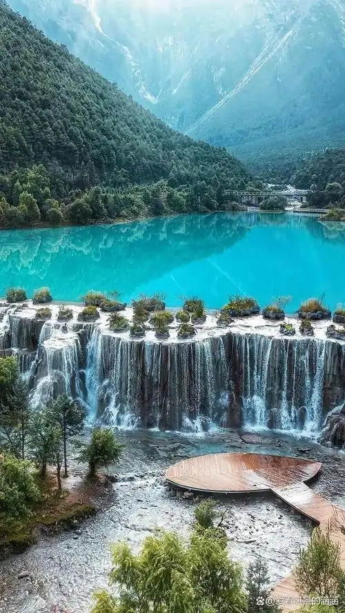 美图欣赏——云南丽江蓝月谷——天地间的瑰丽仙境
