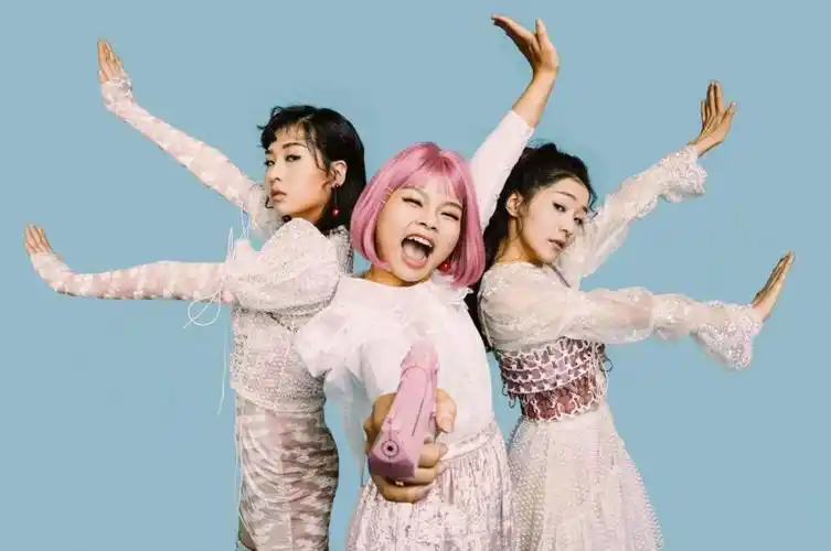 "最丑女团"sunshine,颜值最低的cindy发展最好,其他人哪去了