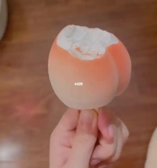 桃子雪糕