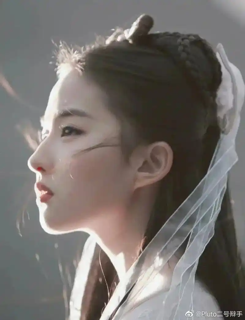 刘亦菲小龙女 #我眼中独一无二的她 #一眼 - 抖音