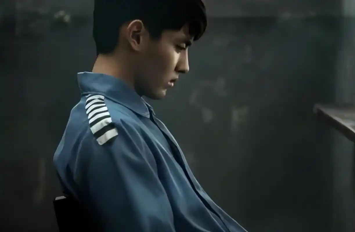 吴亦凡是谁,为什么会坐牢(吴亦凡聚众淫乱罪事件详情)