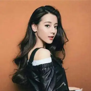 迪丽热巴照片最美头像 高清好看的迪丽热巴最美照头像
