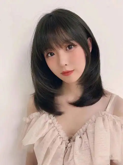 2020秋天流行烫减龄内扣烫