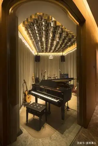 易烊千玺千万豪宅低调曝光,外观豪华堪比城堡,和李易峰一个小区