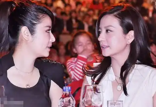 林心如偷偷买赵薇酒庄的酒,一细节让赵薇很无奈,网友:好姐妹啊