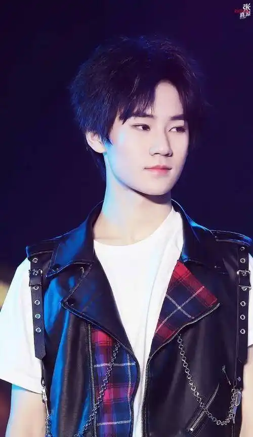 举世无双张公子,一生一世张真源,努力终有回报