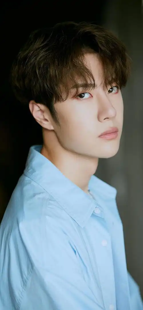 王一博壁纸聊天背景