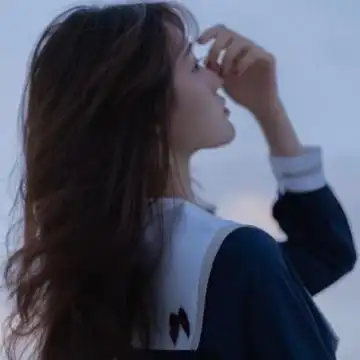 qq女生头像唯美伤感2020最新有点丧的女生头像精选