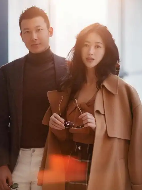 朱珠和老公喝下午茶!