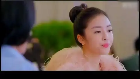 云巅之上##蔡文静# 左左是坏的,静仔是暖的.剧里左左是颗