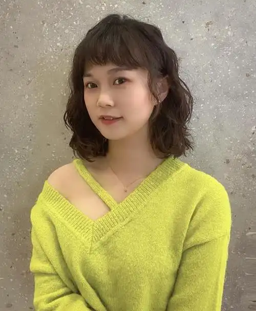 18岁适合什么卷发图片,最帅的男士发型,百变时尚很精神,18到40岁左右