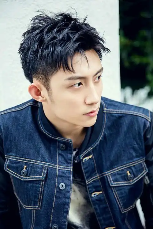 黄景瑜我们的街拍时刻去水印