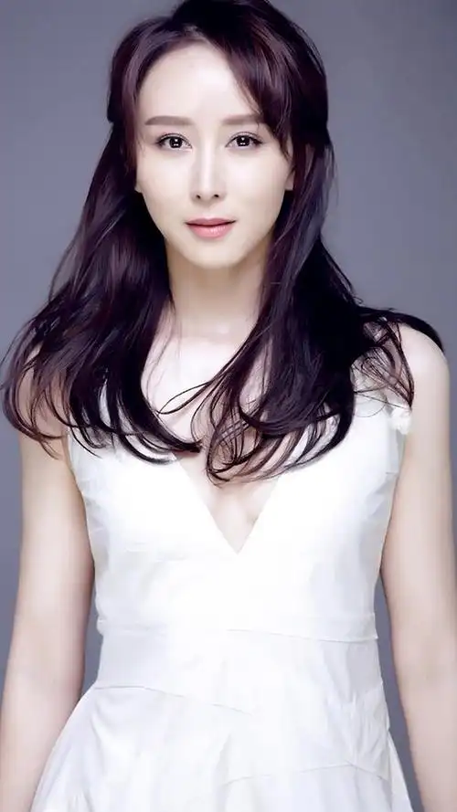 歌手阿朵原名资料