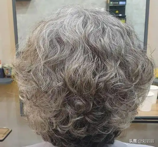 头发少适合的发型头发细软少发型怎么办