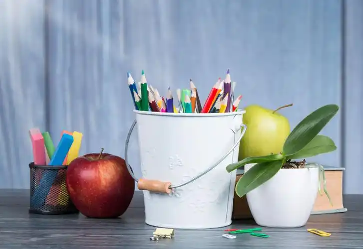 文具用品图片-成套文具用品素材-高清图片-摄影照片-寻图免费打包下载