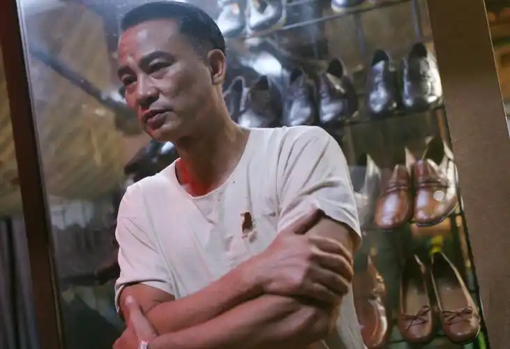 香港著名演员任达华:曾因爱不要孩子,50岁看到女儿时泪流满面