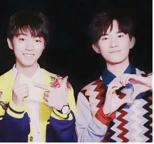 迪丽热巴,蔡徐坤,孟美岐,tfboys,姜思达 | 爆料回复帖_演唱会_乐华_卢