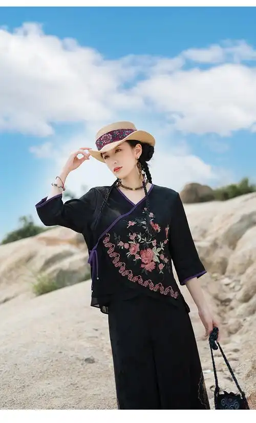 实拍新款女装民族风刺绣提花斜襟领v领中袖小衫上衣复古 - 17网