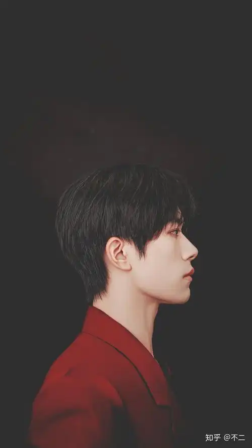 有哪些让你惊艳的易烊千玺的图片? - 知乎