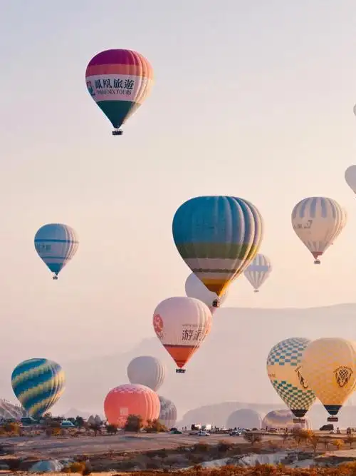卡帕多奇亚之梦幻热气球