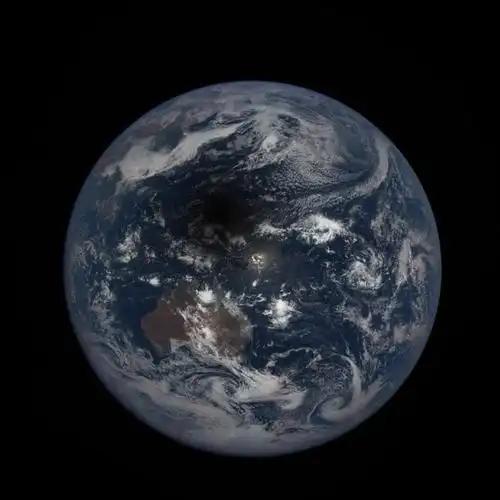 多图回顾多年来从太空中拍摄的地球照片