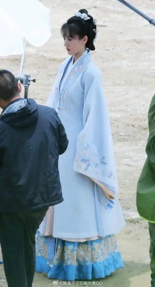 祝卿好#袁冰妍祝卿好婚后造型路透图,造型好温婉好美!