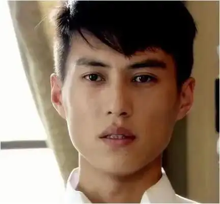 童年经历对于一个人的成功或失败有着重要影响,但有些人却通过自身