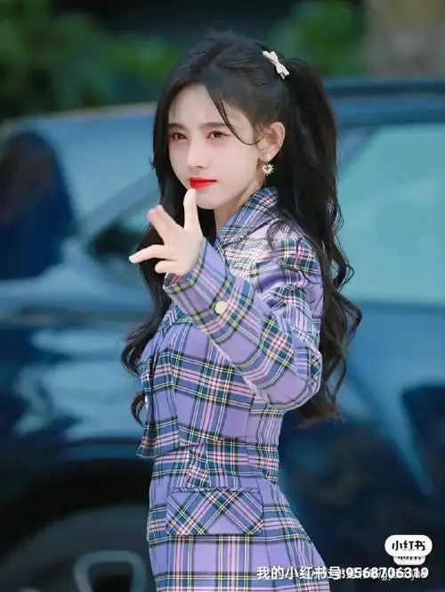 给鞠婧祎一片蓝海吧