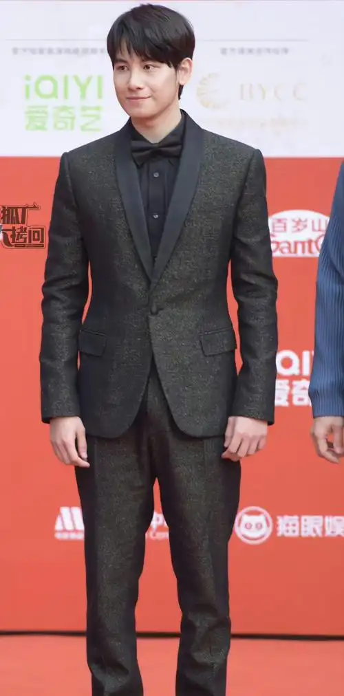 胡先煦红毯生图