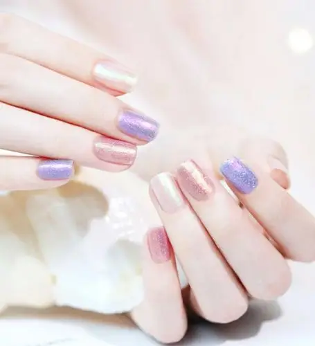 夏季显手白极光美甲2021年最新款式,创意美甲-lomo美甲