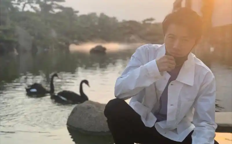 cv郑希希哥简直满足我对大叔的所有幻想